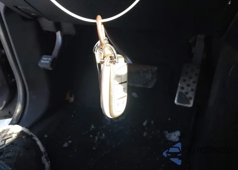 2015 Jeep Grand Cherokee Altitude z USA, uszkodzony, nr VIN 1C4RJFAG1FC666147